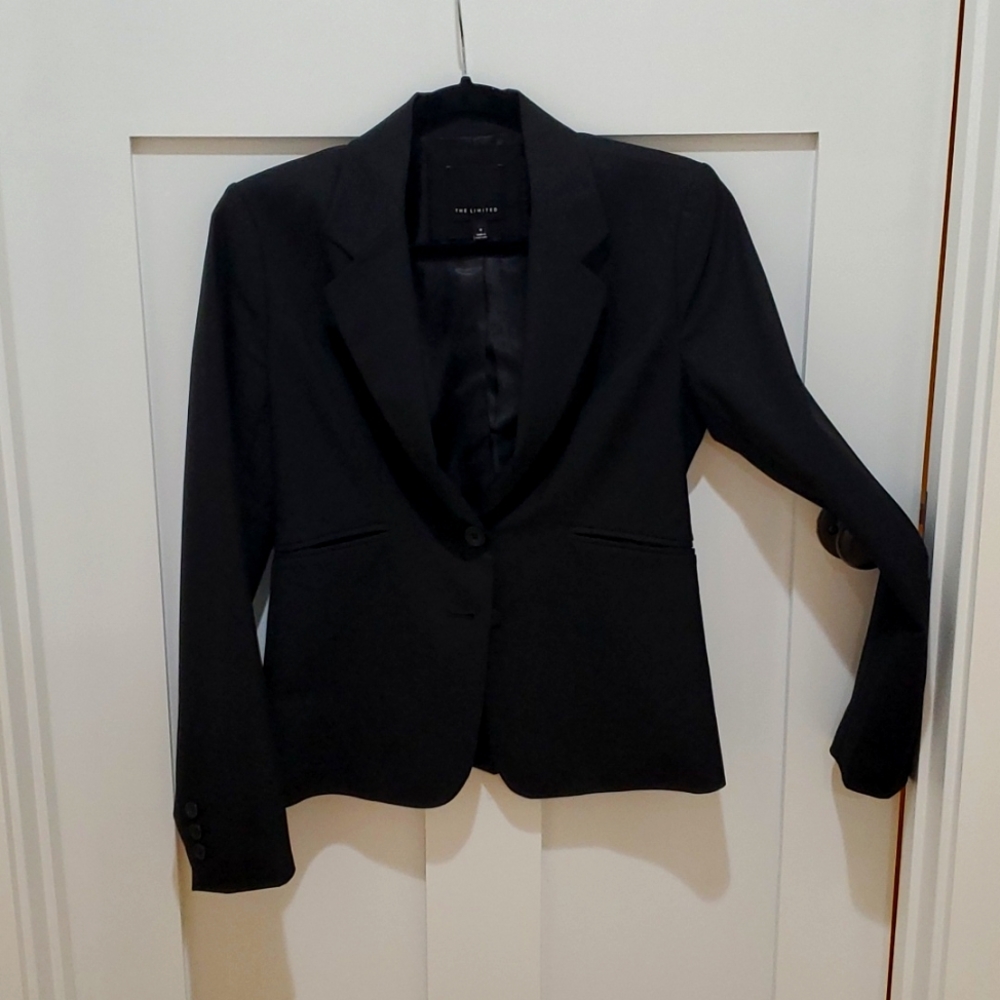 The Limit Suit Jacket/Blazer